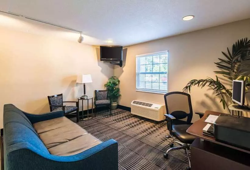 Отель Quality Inn Solomons  Beacon Marina