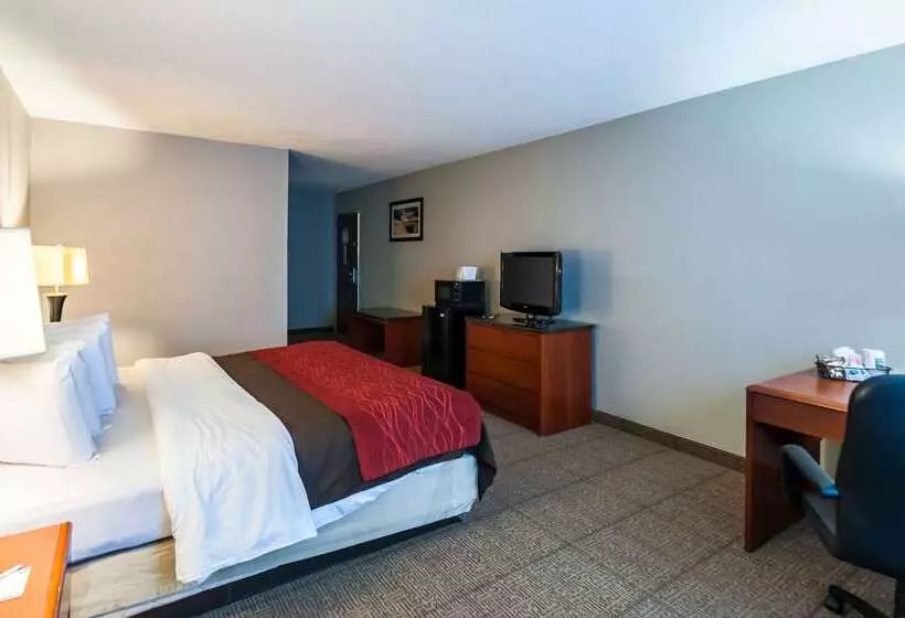 Отель Quality Inn Solomons  Beacon Marina