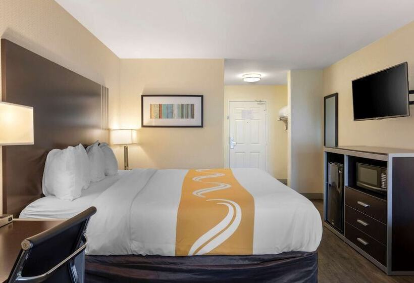 فندق Quality Inn & Suites Camarillooxnard