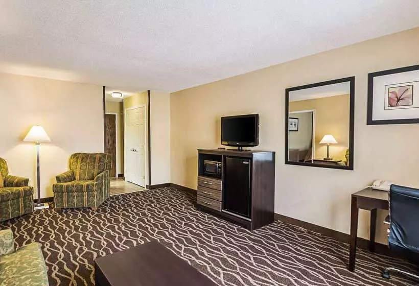 Отель Quality Inn & Suites Frostburgcumberland