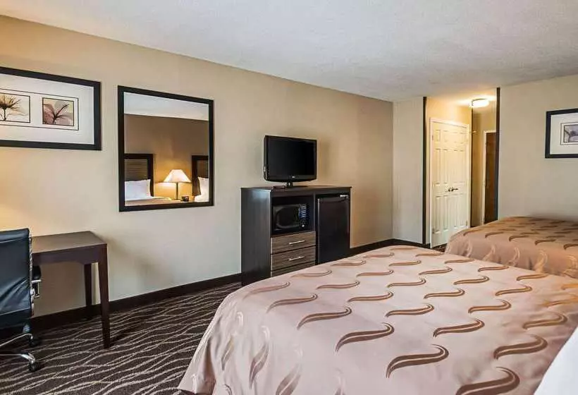 Отель Quality Inn & Suites Frostburgcumberland