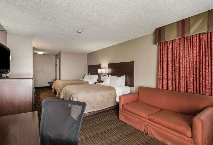 فندق Quality Inn & Suites Lawrence  University Area