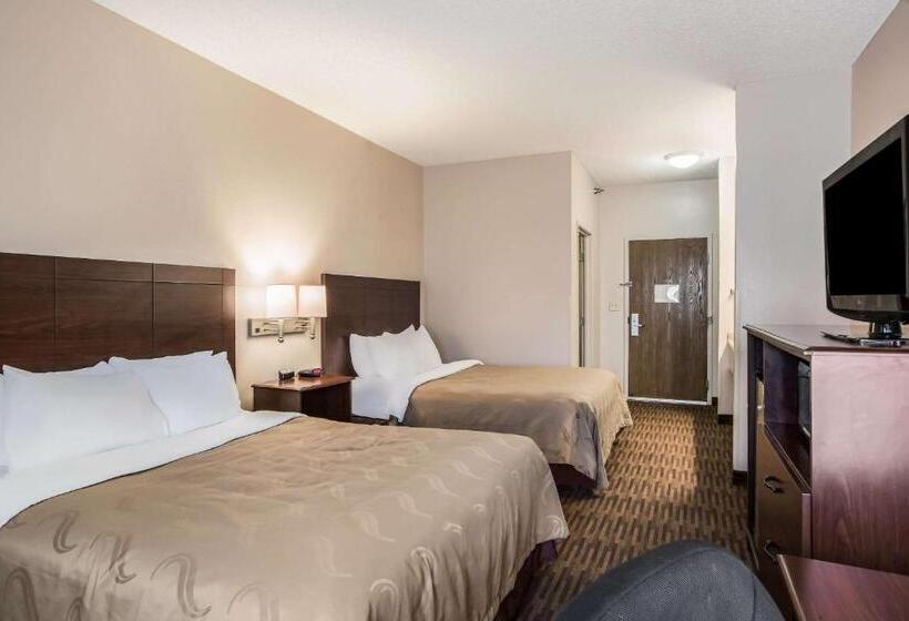 فندق Quality Inn & Suites Lawrence  University Area
