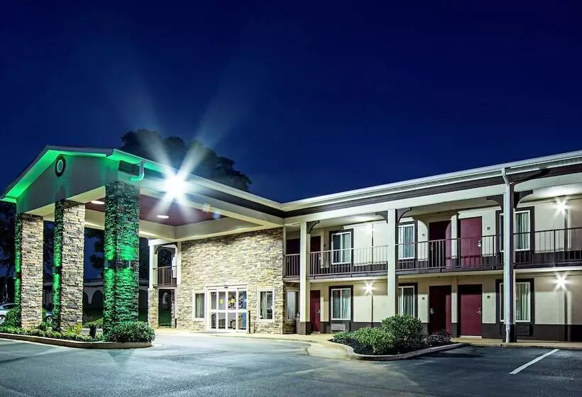 מוטל Red Roof Inn & Suites Greenwood, Sc