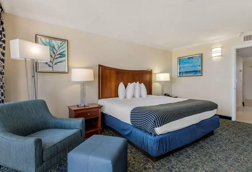 אתר נופש Best Western Cocoa Beach Hotel & Suites