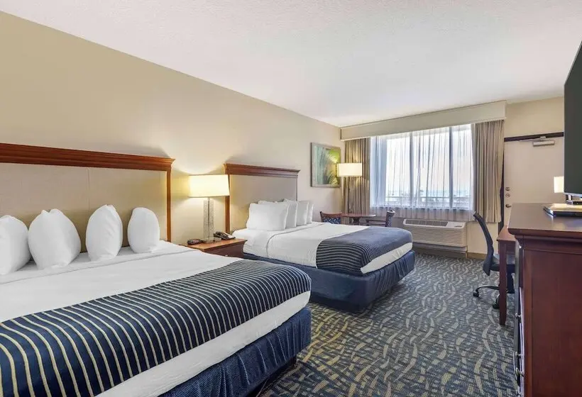 Best Western Cocoa Beach Hotel & Suites