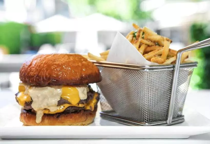 Avalon Hotel & Bungalows Palm Springs, A Member Of Design Hotels