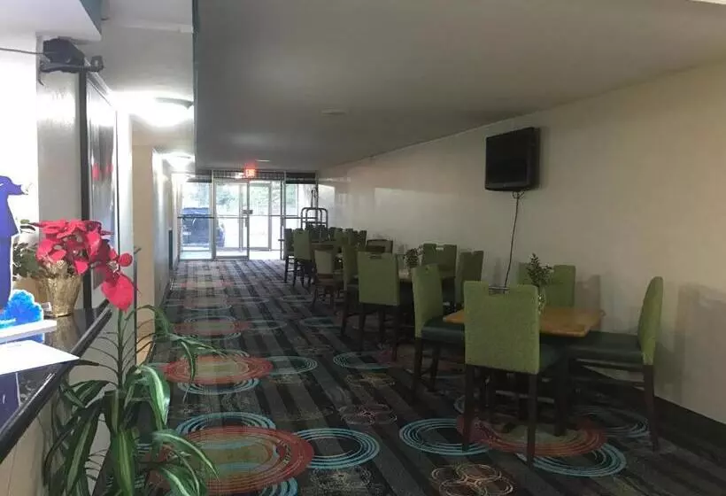 فندق Quality Inn