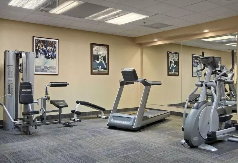 בית מלון כפרי Days Inn By Wyndham Baltimore Inner Harbor