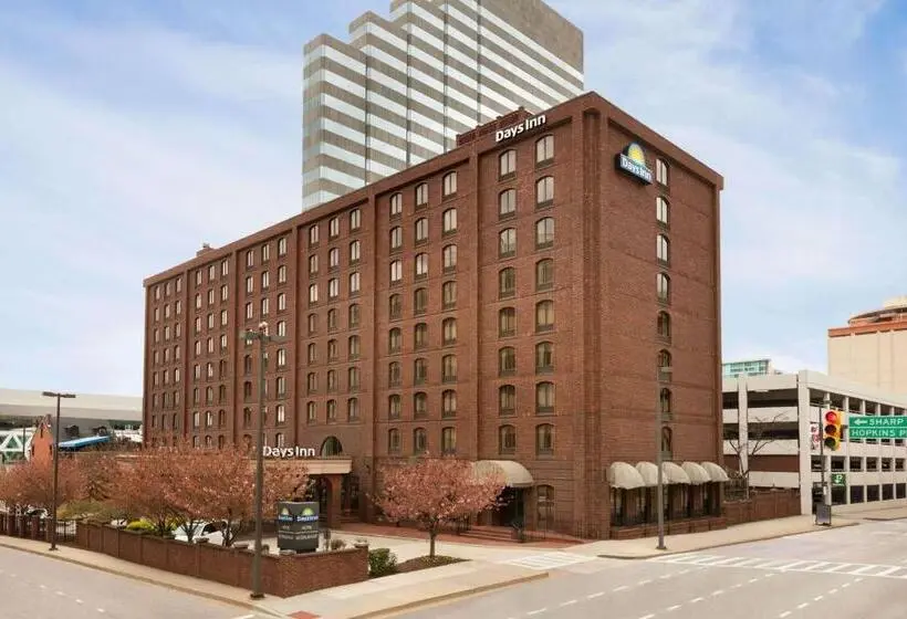 ホテル Days Inn By Wyndham Baltimore Inner Harbor