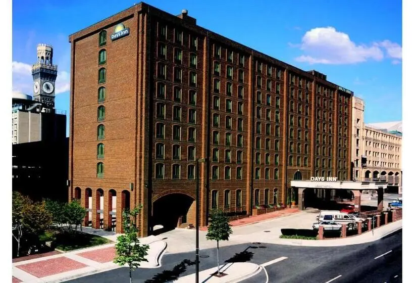 ホテル Days Inn By Wyndham Baltimore Inner Harbor