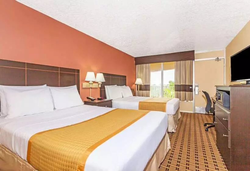 ホテル Days Inn By Wyndham Fort Lauderdale Oakland Park Airport N