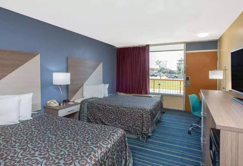 ホテル Days Inn By Wyndham Salem, Il