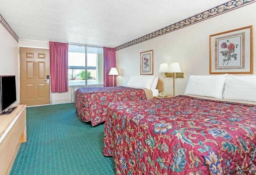 Отель Days Inn By Wyndham Mcdonough