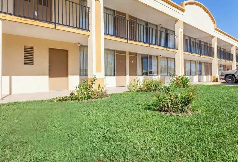 호텔 Days Inn By Wyndham Mcdonough