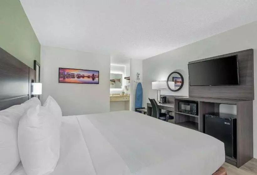 ホテル Quality Inn & Suites Orlando East   Ucf Area