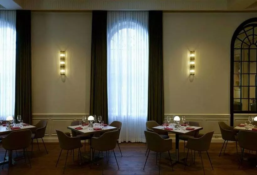 בית מלון כפרי Dearborn Inn, Autograph Collection