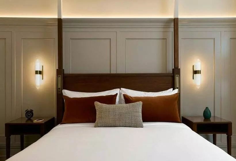 בית מלון כפרי Dearborn Inn, Autograph Collection