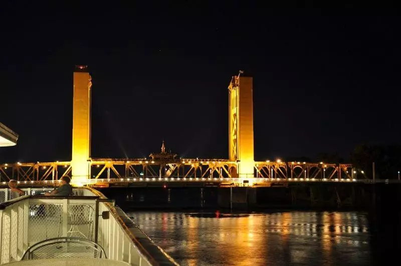 Отель Delta King