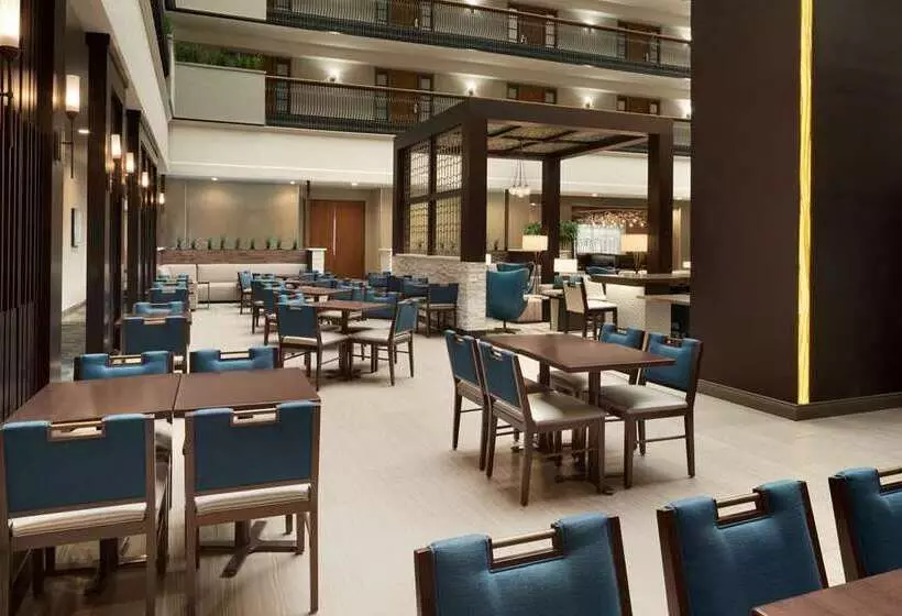 בית מלון כפרי Embassy Suites By Hilton Columbus