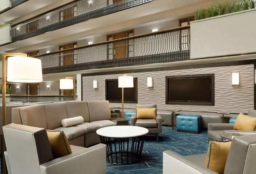 בית מלון כפרי Embassy Suites By Hilton Columbus