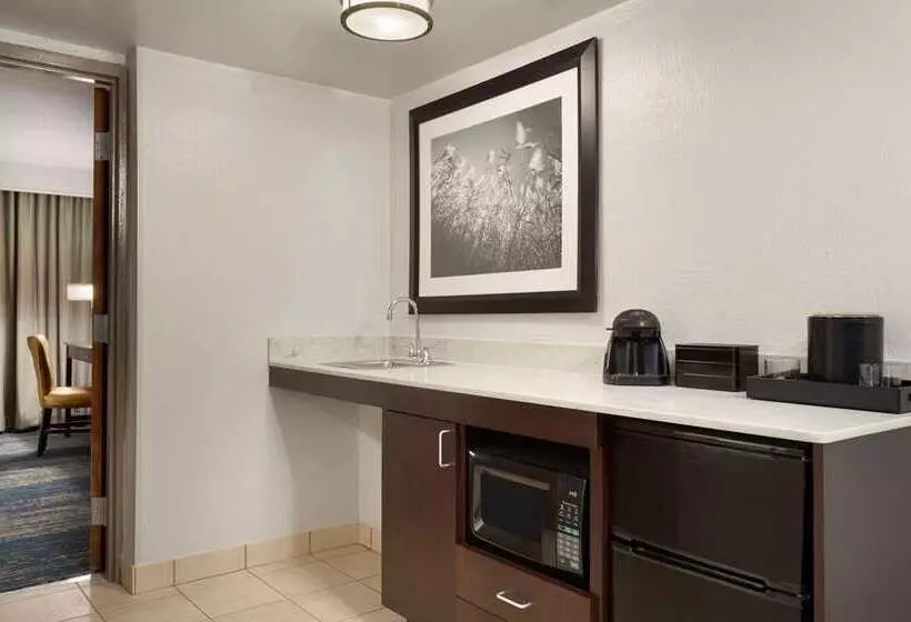 בית מלון כפרי Embassy Suites By Hilton Columbus