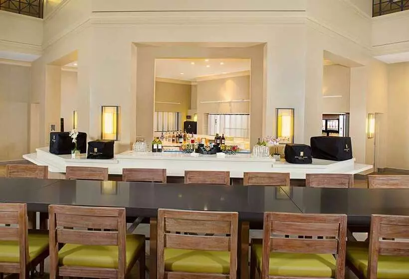 Otel Embassy Suites By Hilton San Diego Bay Downtown