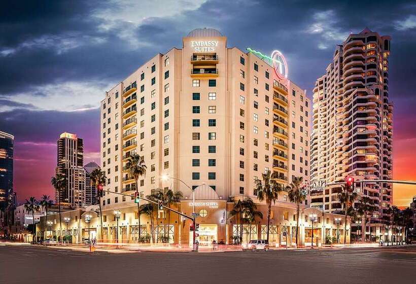 فندق Embassy Suites By Hilton San Diego Bay Downtown