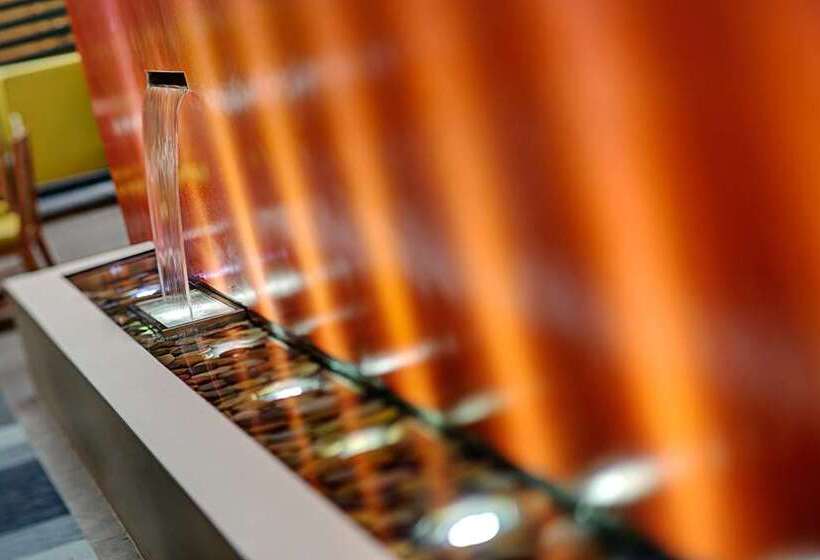 فندق Embassy Suites By Hilton San Diego Bay Downtown