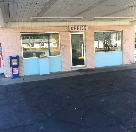 호텔 Executive Inn Marianna