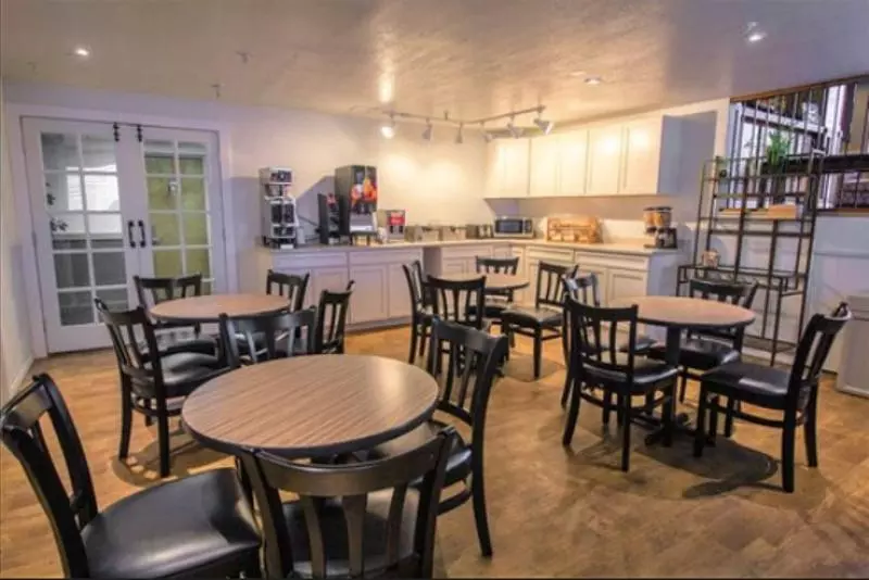 فندق Fairbridge Inn Coeur Dalene