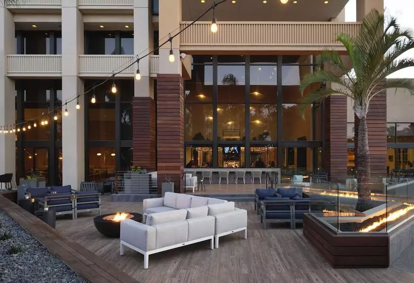 فندق Fera Anaheim, A Doubletree By Hilton