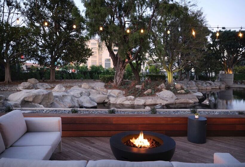 호텔 Fera Anaheim, A Doubletree By Hilton