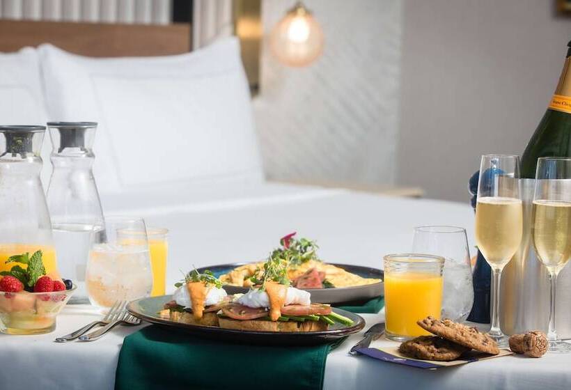 호텔 Fera Anaheim, A Doubletree By Hilton