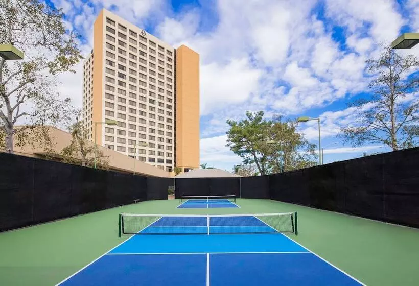 فندق Fera Anaheim, A Doubletree By Hilton