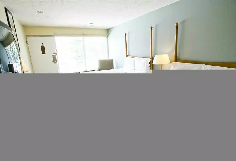 Отель Knights Inn