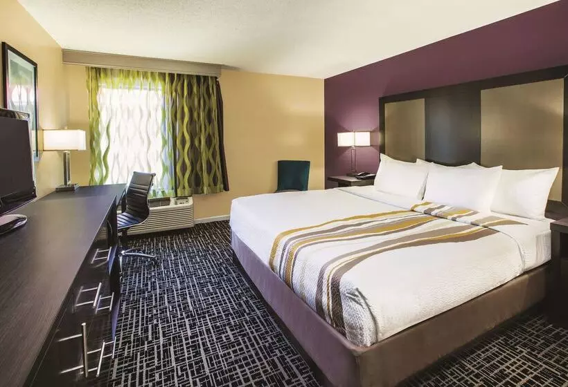 酒店 La Quinta Inn By Wyndham Waldorf