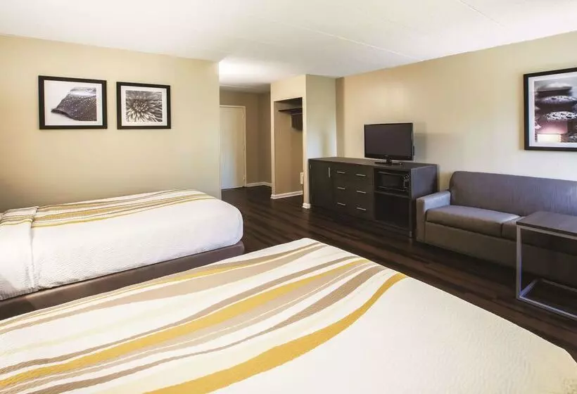 酒店 La Quinta Inn By Wyndham Waldorf