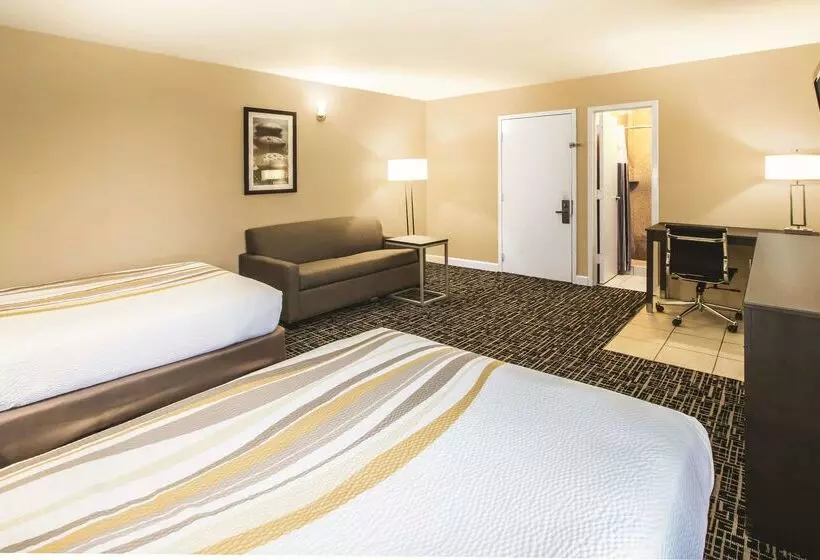 酒店 La Quinta Inn By Wyndham Waldorf