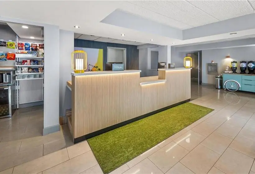 ホテル La Quinta Inn By Wyndham Waldorf