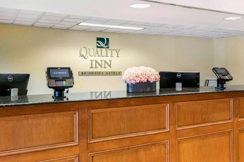 호텔 Quality Inn Edisonnew Brunswick