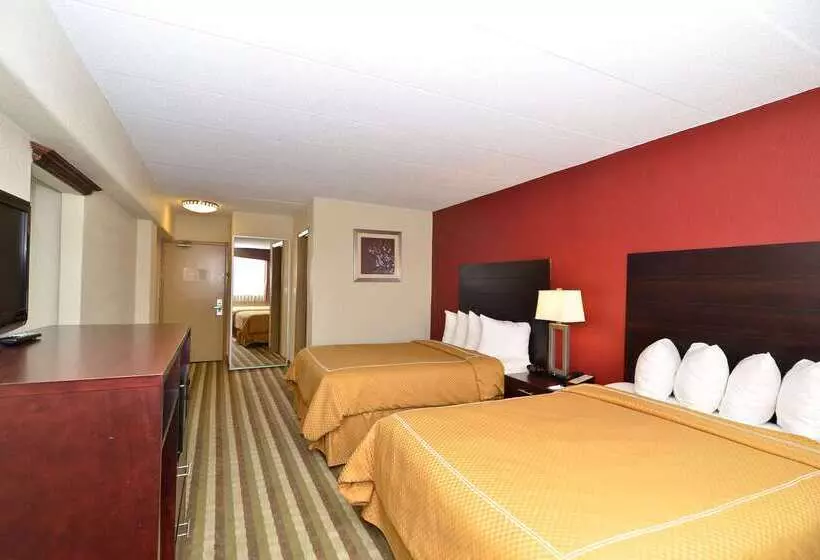 ホテル Quality Inn & Suites New York Avenue