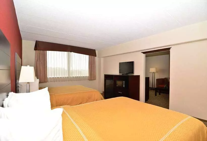 ホテル Quality Inn & Suites New York Avenue