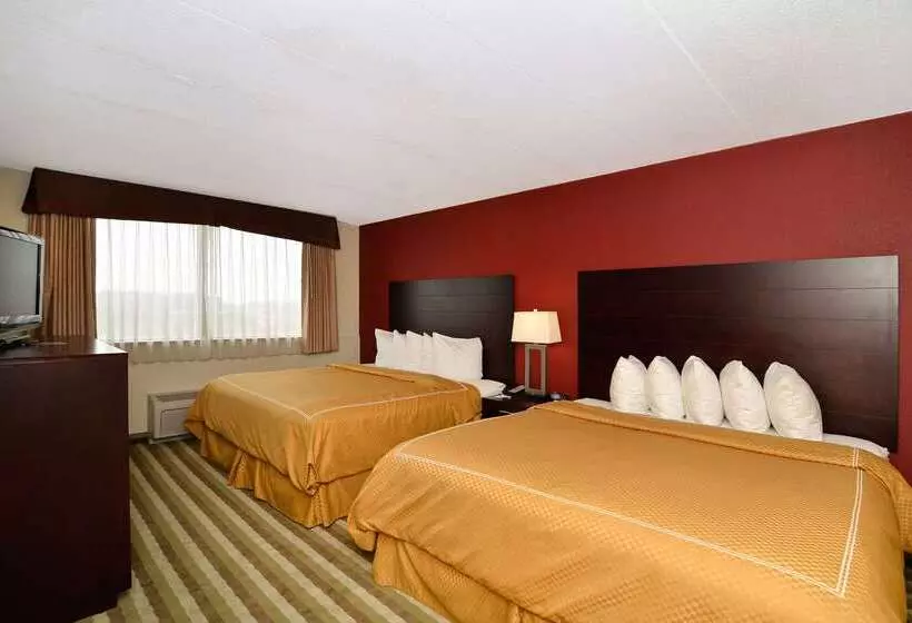 ホテル Quality Inn & Suites New York Avenue