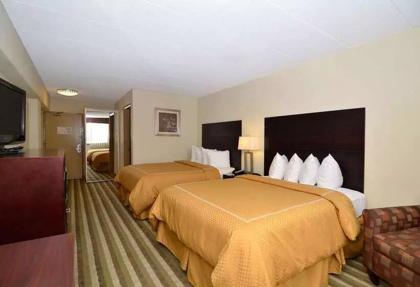 ホテル Quality Inn & Suites New York Avenue
