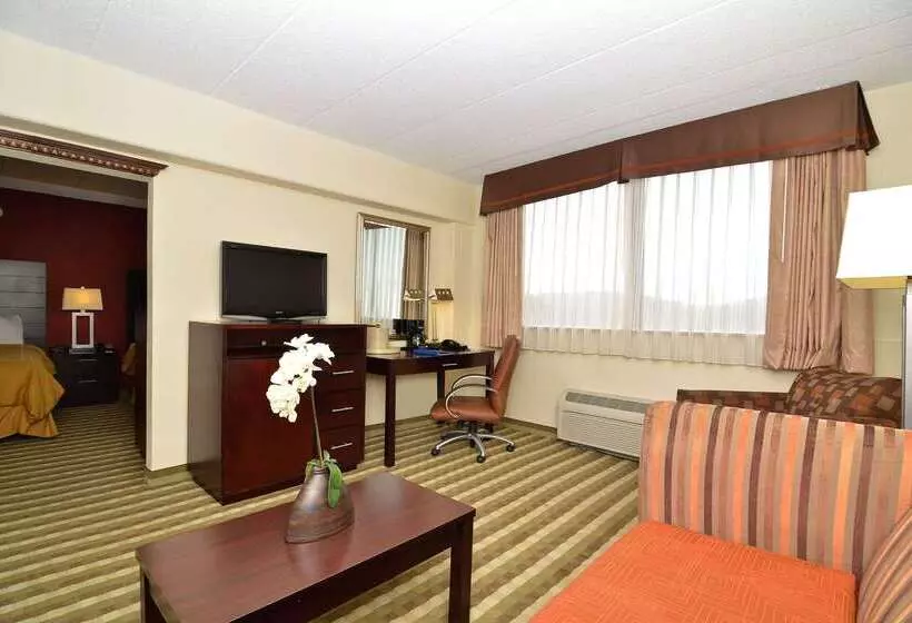 ホテル Quality Inn & Suites New York Avenue
