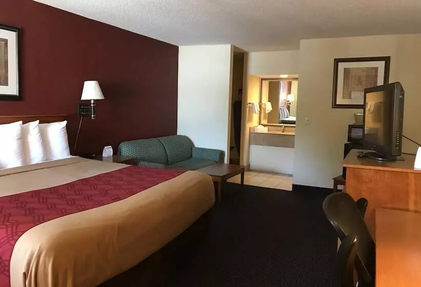 فندق Red Carpet Innnorwalk