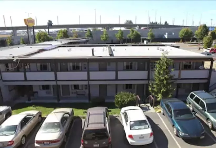 ホテル Seatac Inn