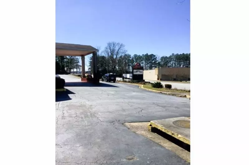 Magnuson Hotel Atlanta South