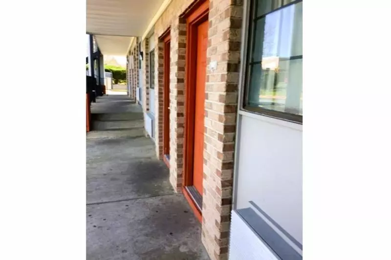 Magnuson Hotel Atlanta South